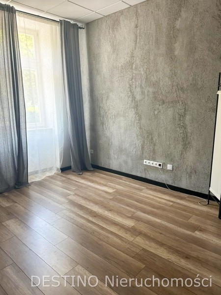 lokal użytkowy ok 30 m2 do wynajęcia w centrum - Kalisz   -
Zdjęcie nr 5